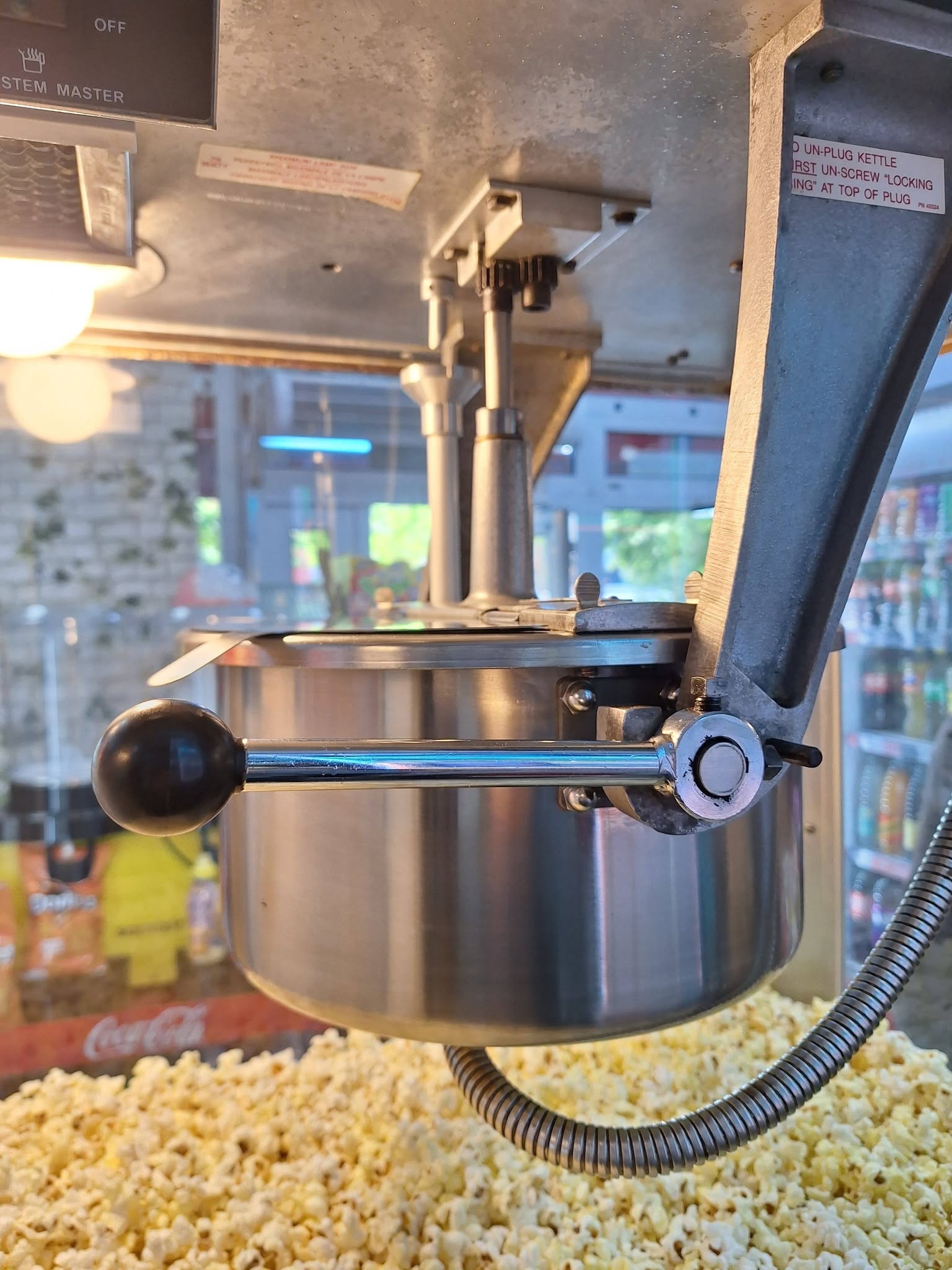 Masina Profesionala de Popcorn Gold Medal 18 OZ - Capacitate Mare pentru Cinema, Mall, Fast Food si Evenimente