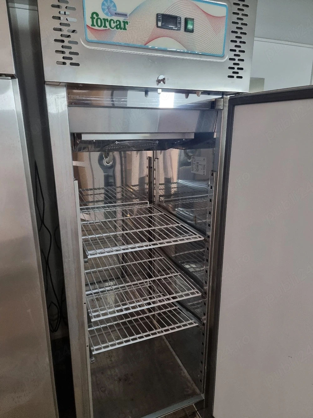 Utilaje profesionale pentru inghetata Gelato | Bravo Trittico, abatitor, vitrine ISA, congelatoare | Pachet complet - Imagine 2