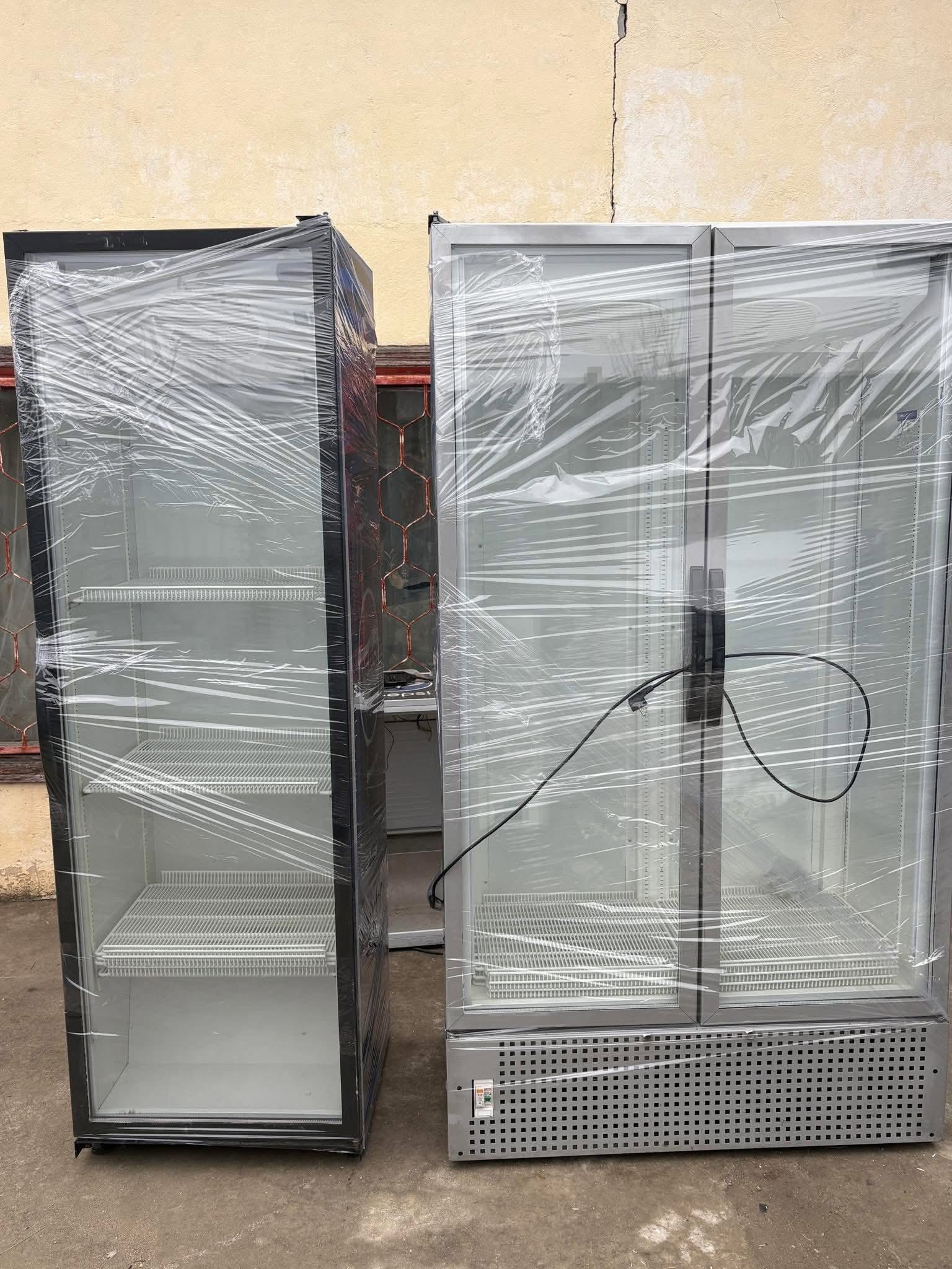 Vitrine Frigorifice Profesionale SH | Verticala cu o Usa si Dubla cu Doua Usi | Frigidere Comerciale | LED | Garantie