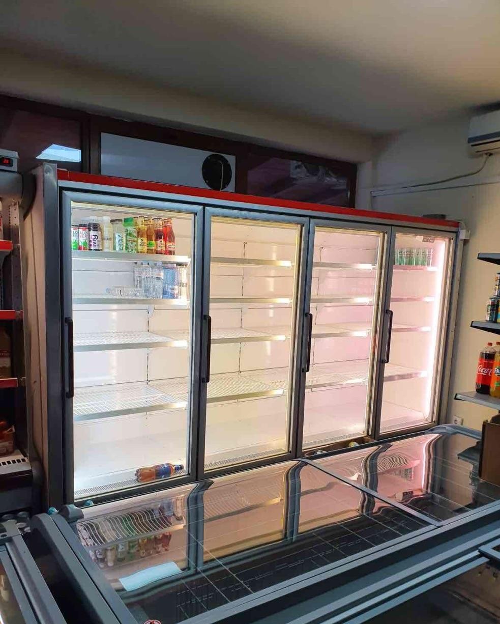Vitrina Frigorifica Verticala Profesionala cu 4 Usi | Refrigerare si Congelare | HoReCa - Imagine 2