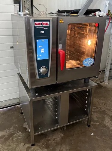 Cuptor Gastronomic RATIONAL WhiteEfficiency 61 – Electric – 6 Tăvi GN 1/1 | Autospălare | Stare excelentă