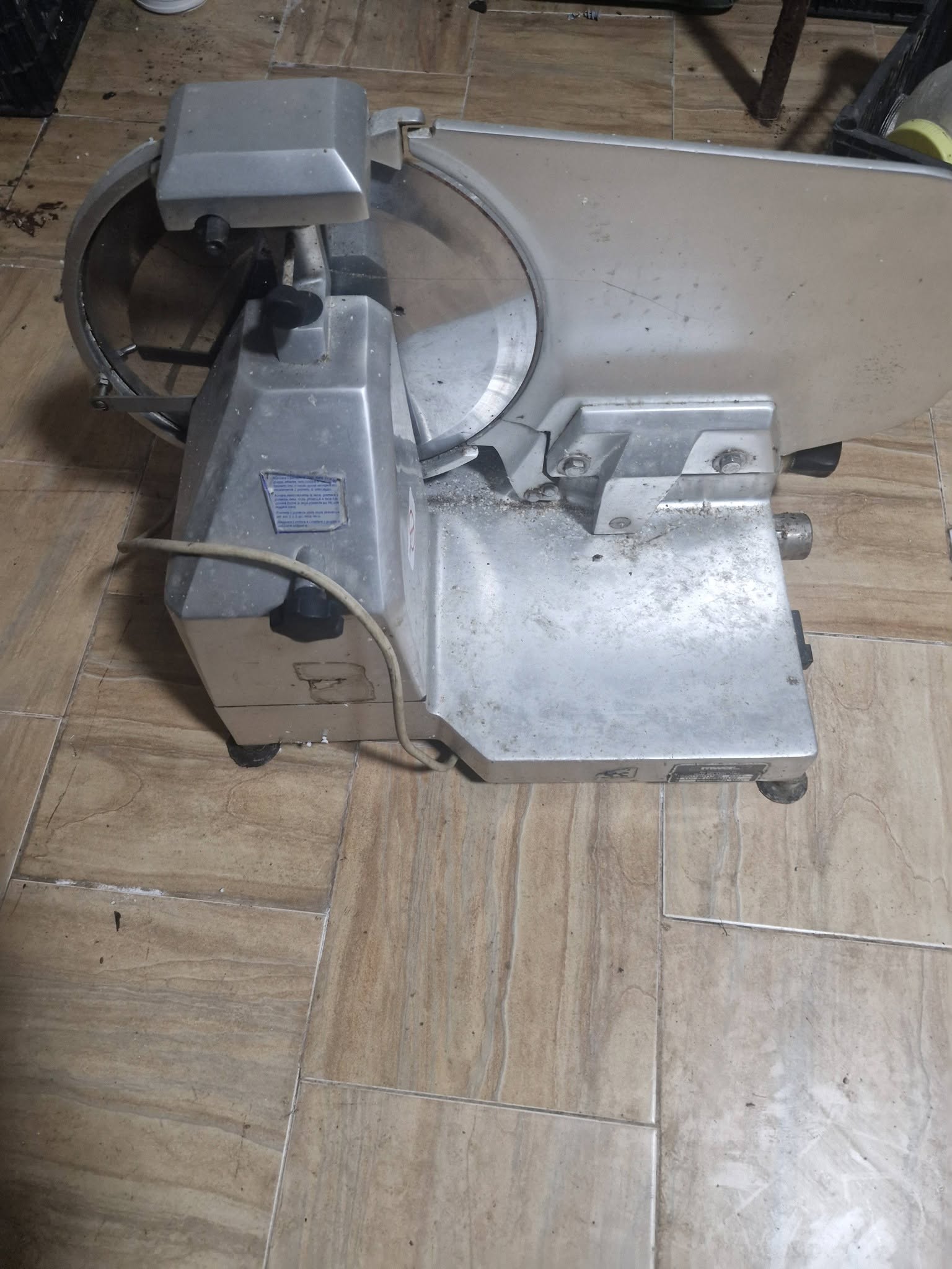 Feliator Profesional Mezeluri 300 mm – Feliator Electric HoReCa Second Hand pentru Restaurant, Magazin, Măcelărie