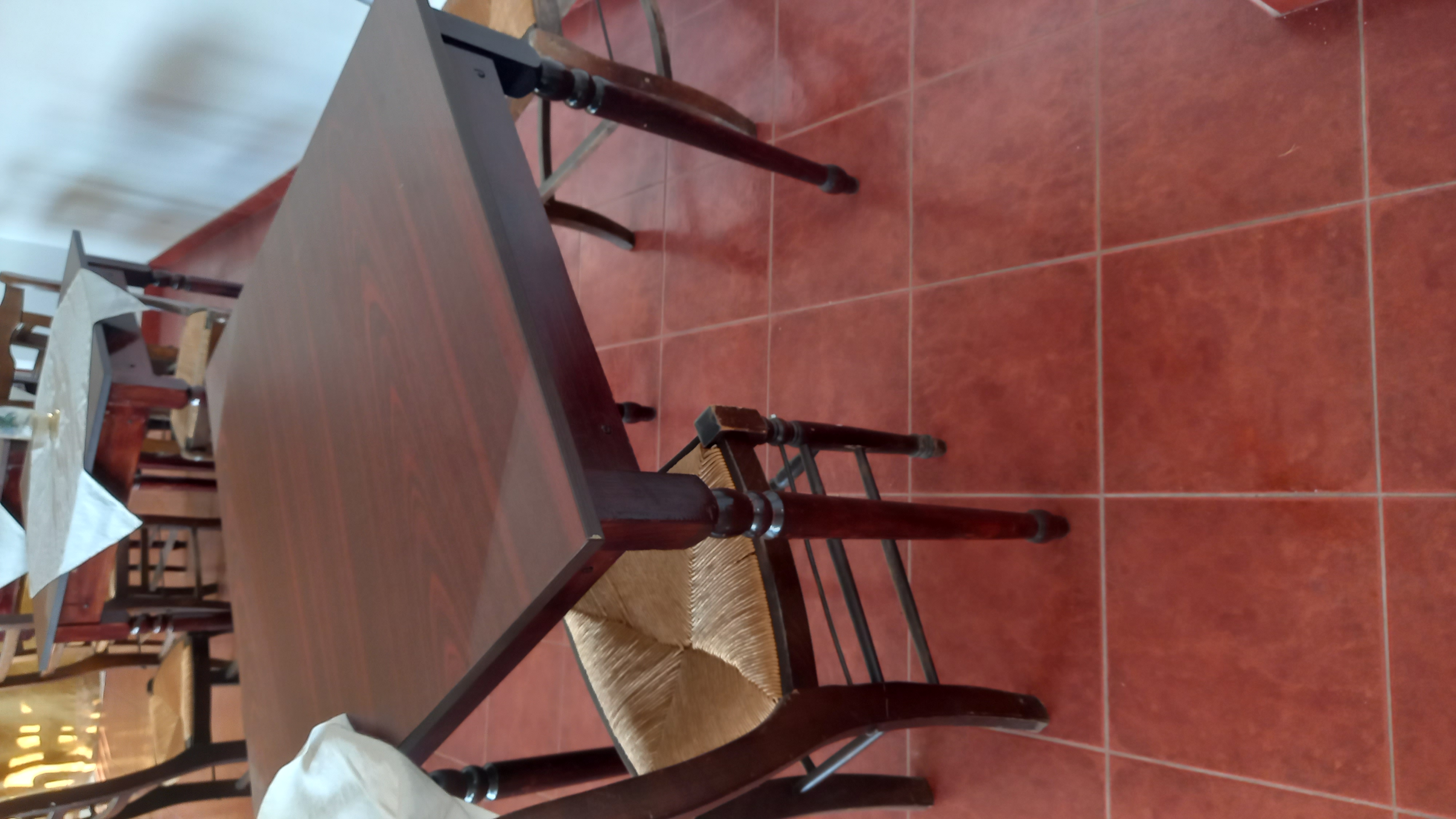 Mese cantină - Mobilier HoReCa second-hand – Mese cantină, mese pătrate și scaune la preț avantajos - Imagine 2