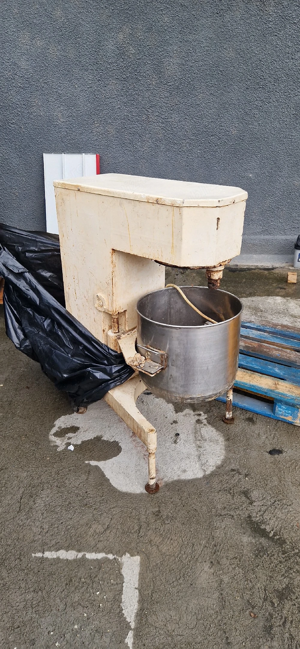Malaxor profesional 50 litri – 220V | Ideal pentru patiserii, brutării și pizzerii