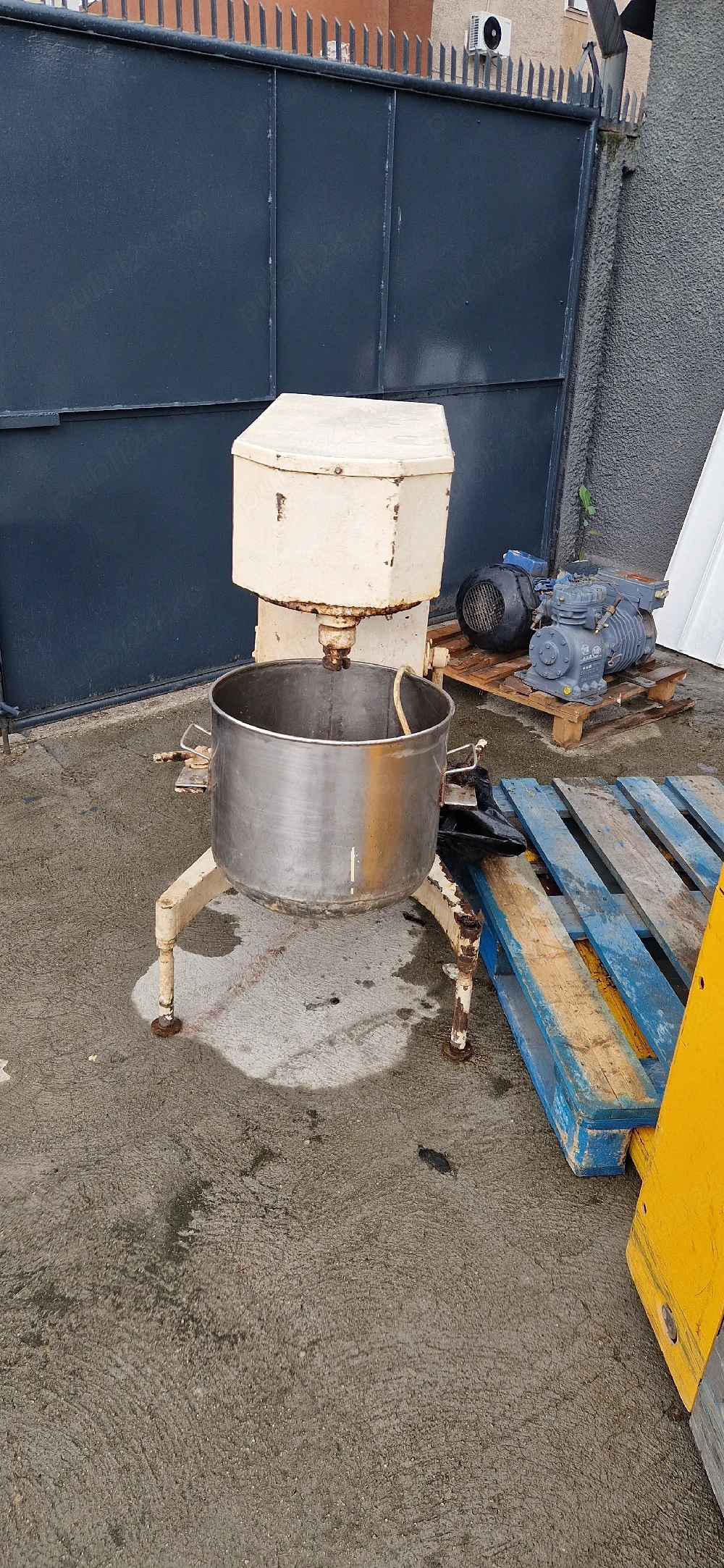 Malaxor profesional 50 litri – 220V | Ideal pentru patiserii, brutării și pizzerii - Imagine 2