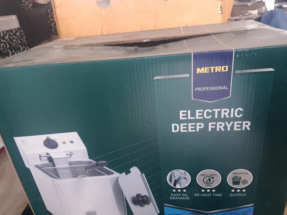 Friteuza electrica profesionala Metro Professional SH - Noua, nefolosita, in cutie, pret negociabil - Imagine 2