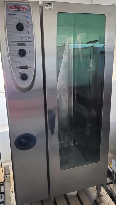 Convectomat Rational CombiMaster pe gaz, cuptor profesional 20 tavi GN pentru HoReCa