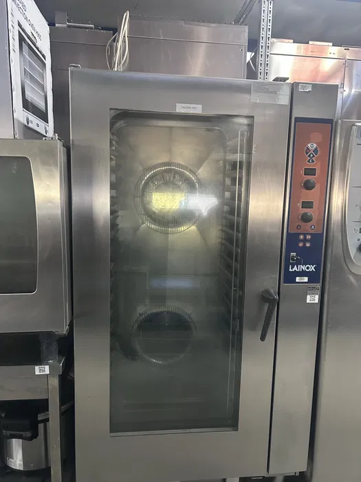 Cuptor convectomat profesional electric 20 tavi GN pentru restaurant hotel catering HoReCa