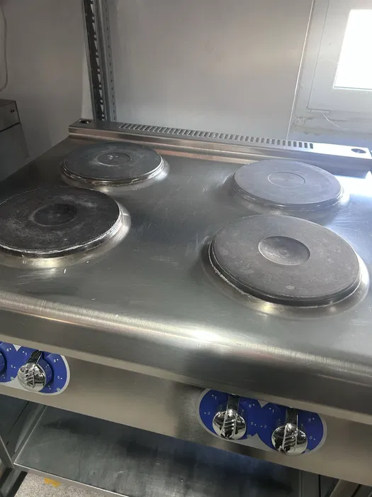Plita electrica profesionala cu 4 ochiuri pentru restaurant cantina catering si HoReCa - Imagine 4