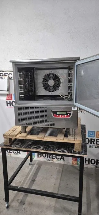Abatitor profesional Blast Chiller pentru racire si congelare rapida in restaurante HoReCa - Imagine 3