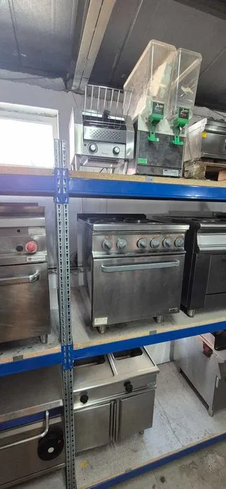 Plita Electrica Profesionala FAGOR cu 4 Ochiuri si Cuptor Electric 400V | Aragaz Electric HoReCa SH - Imagine 2