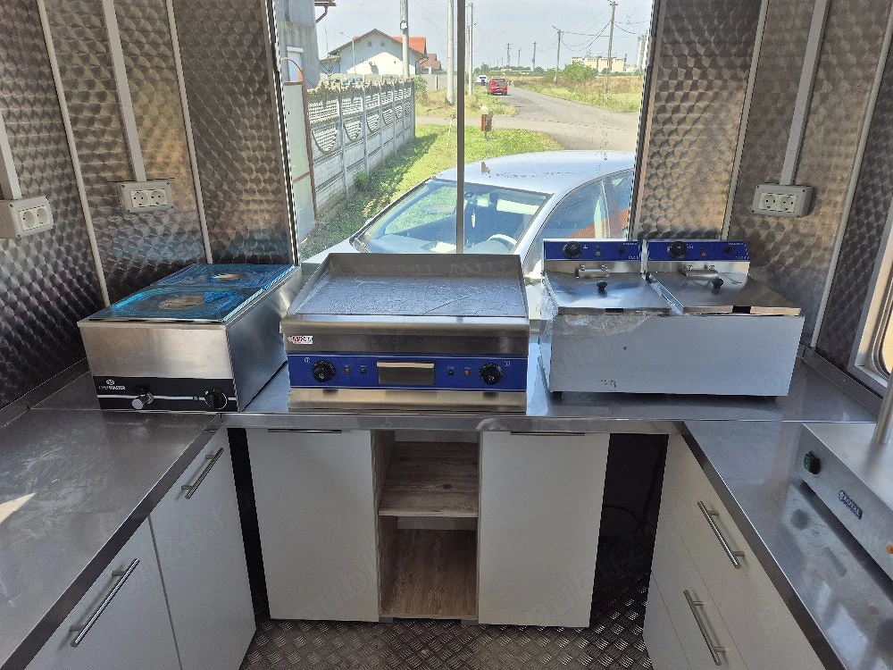 Rulota Fast Food complet echipata - Afacere mobila la cheie | Food Trailer HoReCa - Imagine 3