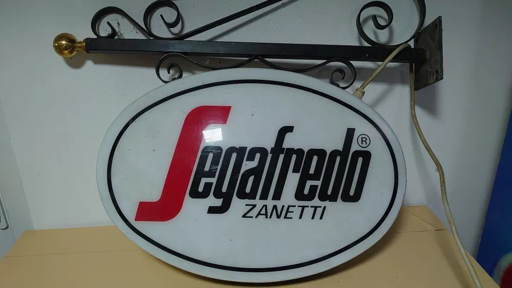 Reclama luminoasa Segafredo Zanetti pentru cafenea, bar, terasa sau restaurant - Imagine 2