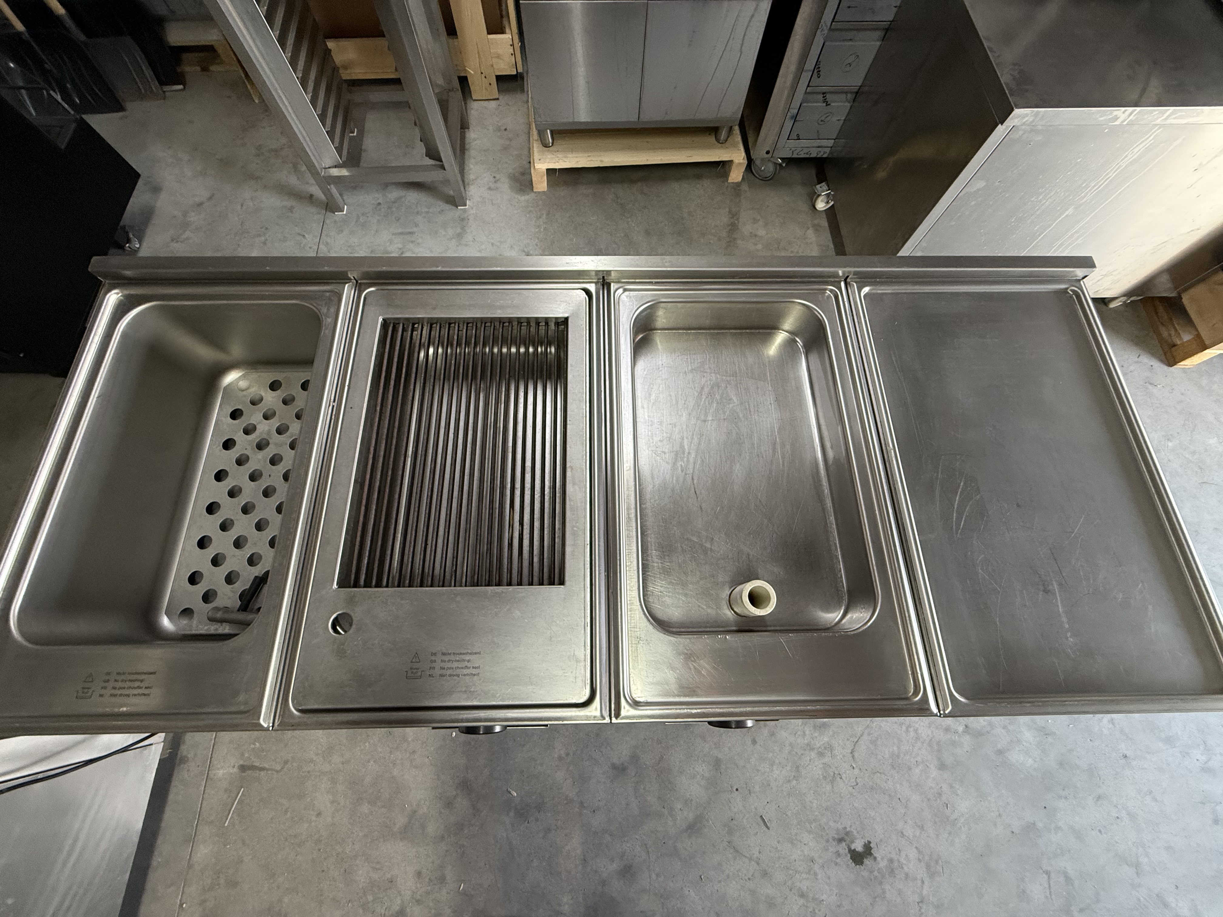Stație Grill Profesională PALUX – 2 Steak Grill + Brasieră + Modul Neutru | 16 kW - Imagine 2
