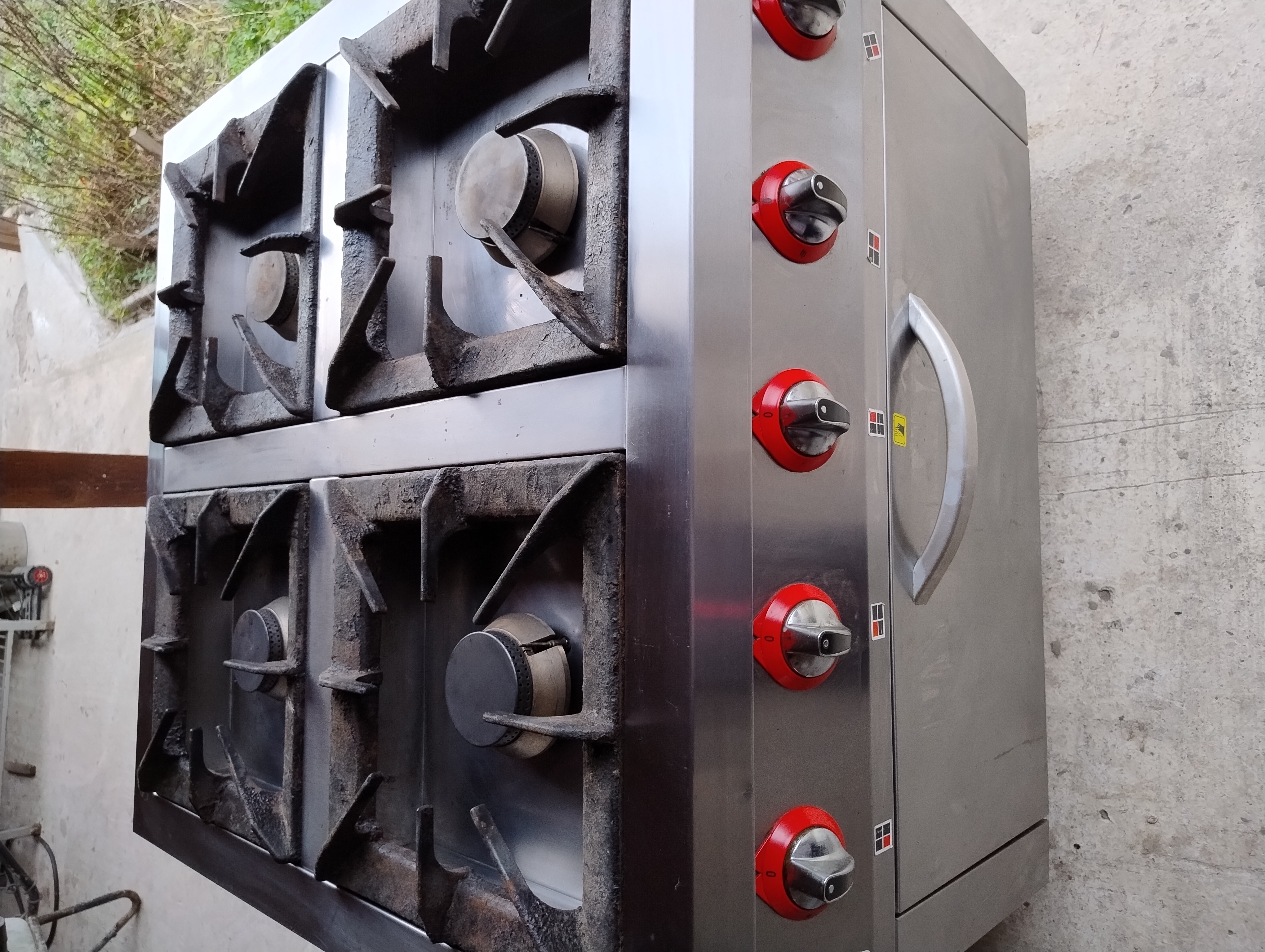 Vând Aragaz profesional pe gaz sau butelie industriala – echipament HoReCa - Imagine 2