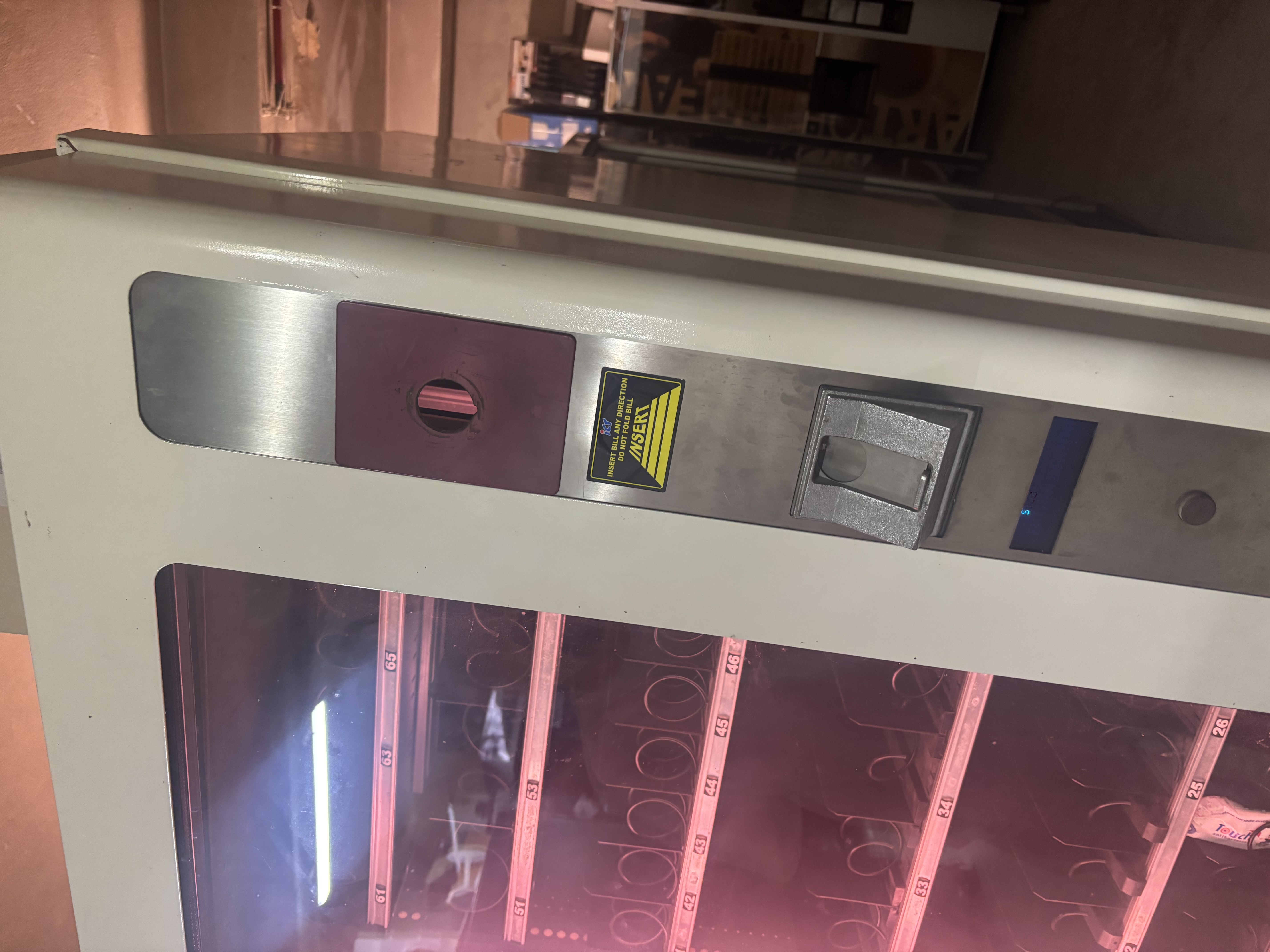 Caut sistem de plata cu cardul pentru automat Sanden Vendo – Bucuresti - Imagine 3