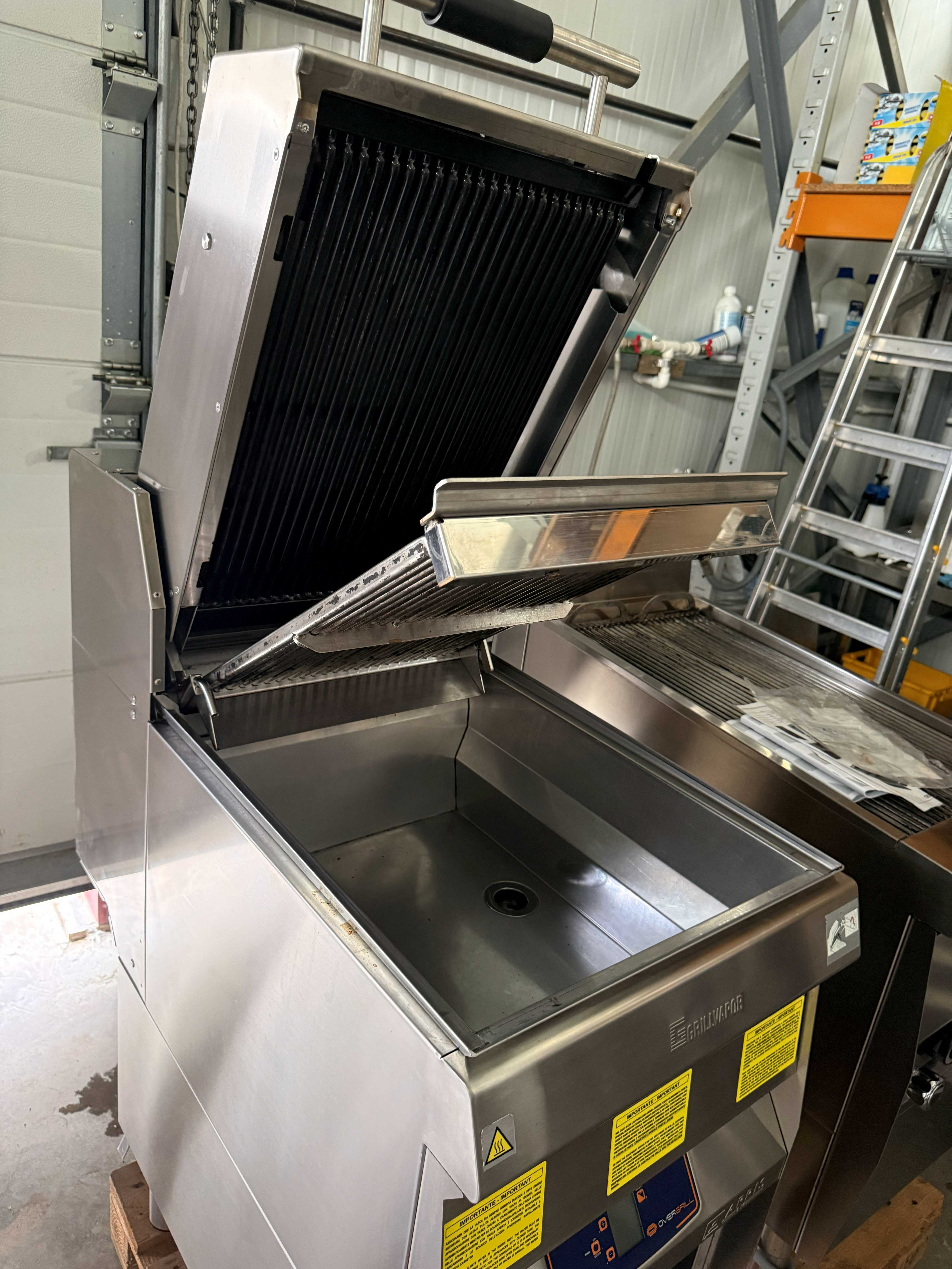 Grătar electric profesional ARRIS / Fry Top / Overgrill automat, 9 kW- NOU - folosit doar pentru testare - Imagine 5