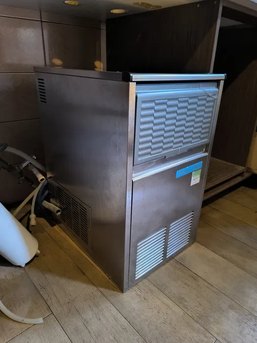 Masina profesionala cuburi de gheata BAR LINE Frimont B21 WS – 20-25 kg/24h – inox - Imagine 4
