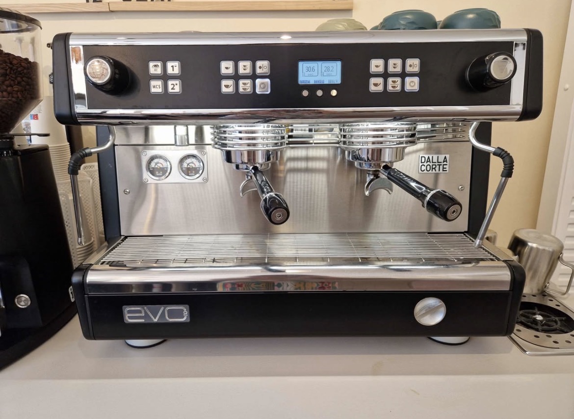Vand pachet espressor dalla corte evo 2 + rasnita eureka w65 - Imagine 2