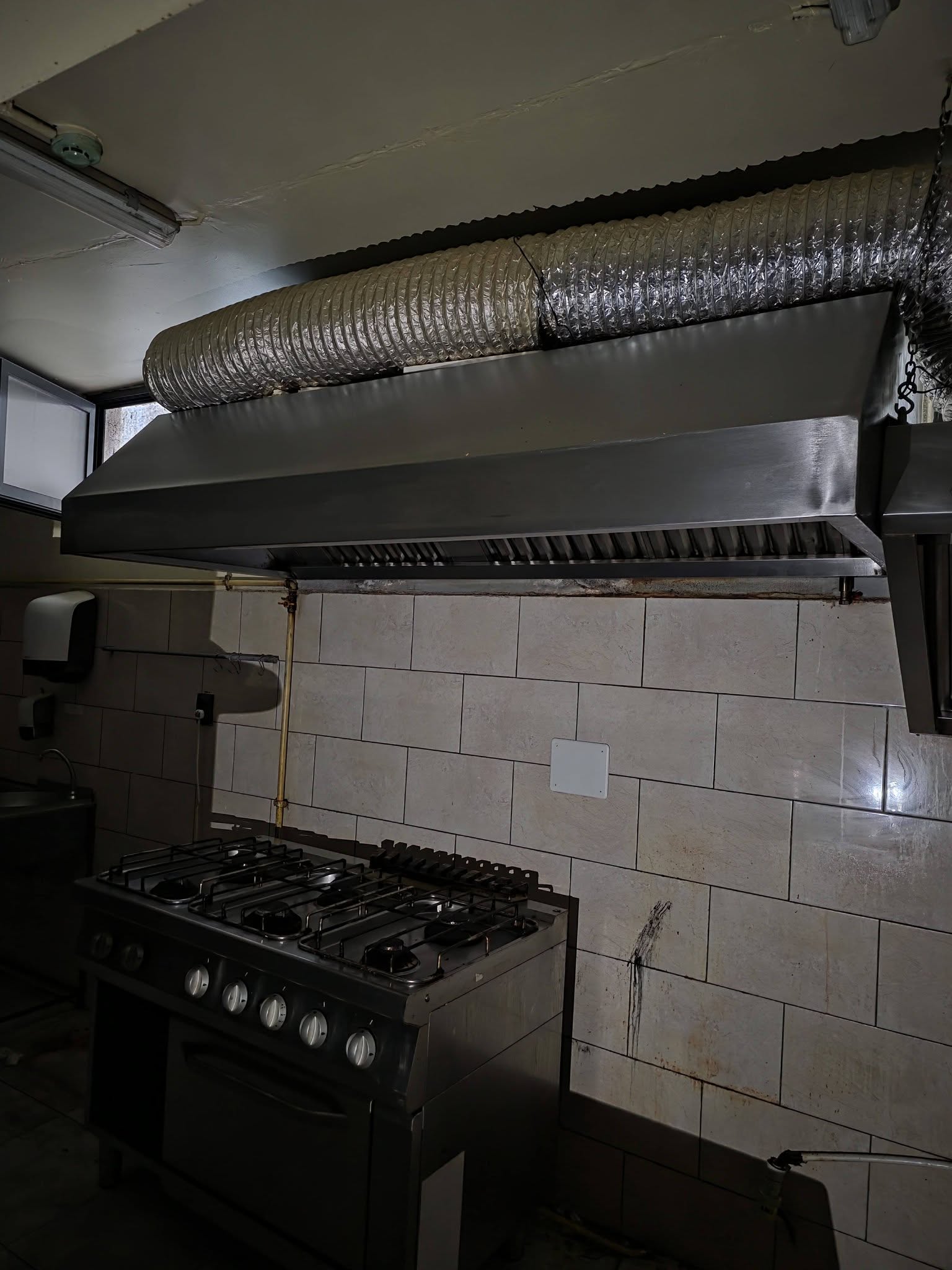 Hota profesionala inox de perete cu filtre 2000x1000x450 mm – HoReCa