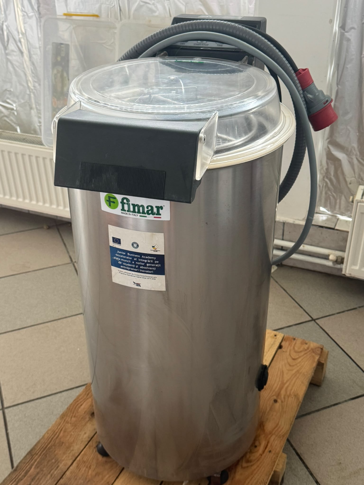 Masina profesionala de spalat fructe, legume si plante – echipament procesare alimentara HoReCa - Imagine 3