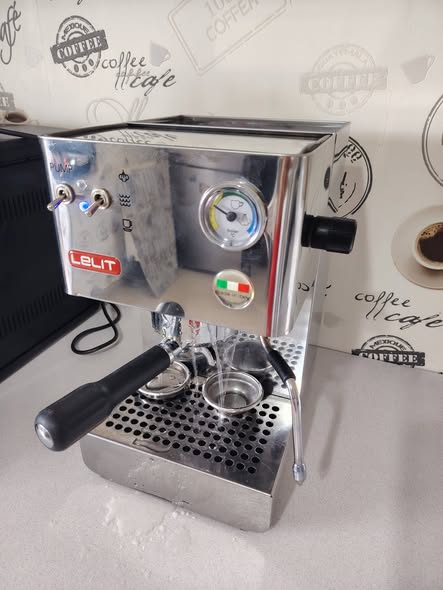 Espressor profesional Lelit cu portafiltru – DEFECT, pentru reparatie sau piese - Imagine 3