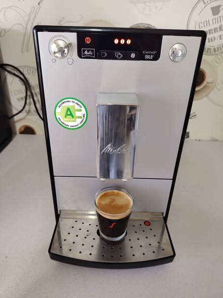 Espressor automat Melitta Caffeo Solo – cafea boabe, rasnita integrata, decalcifiat si revizuit - Imagine 2