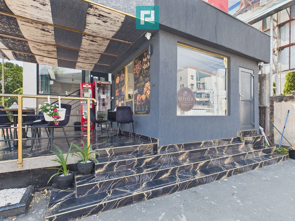 Afacere la cheie Langoserie, Cafenea si Fast Food in Arad – terasa, vad comercial, complet amenajata - Imagine 4