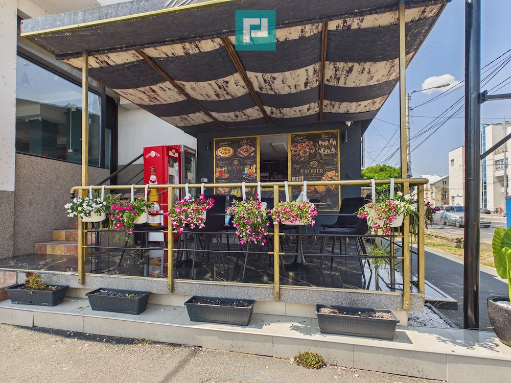 Afacere HoReCa la cheie de vanzare in Arad – Langoserie, Fast Food si Cafenea cu terasa - Imagine 2