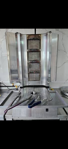 Pachet echipamente HoReCa aparat saorma si hota