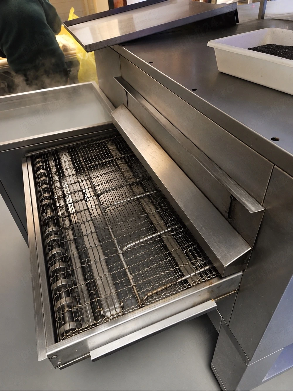 Banda profesionala pentru covrigi Zanolli din inox – utilaj patiserie si brutarie - Imagine 2