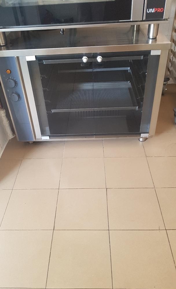 Dospitor Profesional LIEVTEC 10 Tavi 60x40 cm cu Umidificare Automata - Utilaj Patiserie si Brutarie