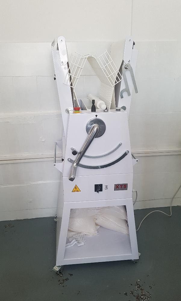 Masina Profesionala de Turat Aluat 500-800 mm cu Suport pe Roti - Utilaj Panificatie si Patiserie - Imagine 2