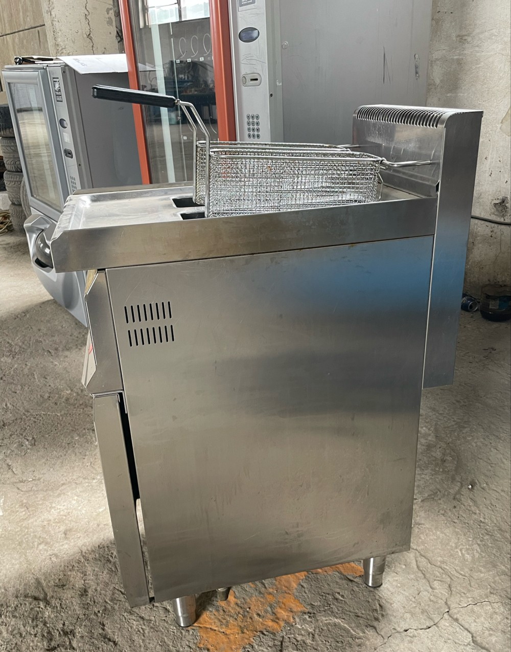 Friteuza profesionala pe gaz BERTOS 7+7 L, 2 cuve, 9.2 kW – Italia, Second Hand - Imagine 4