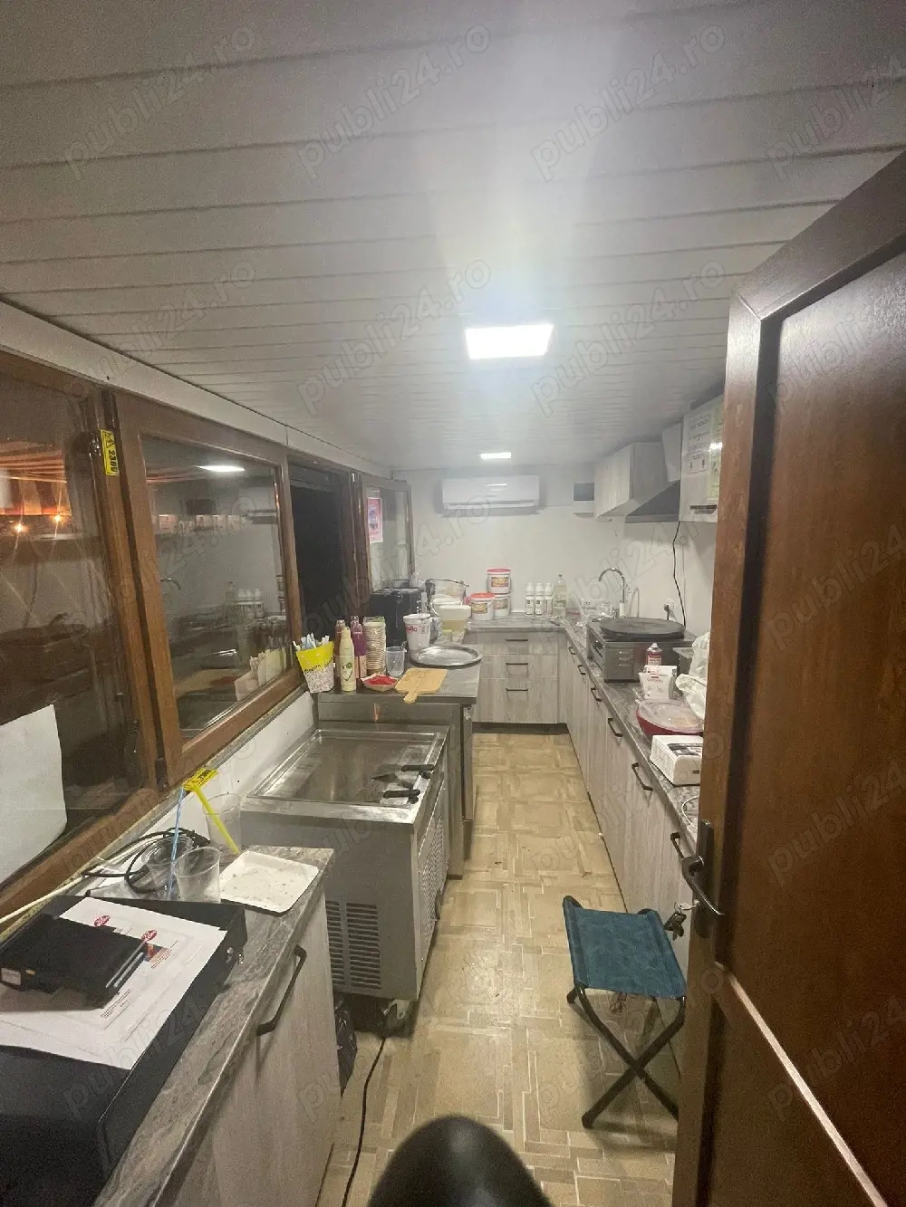 Rulota restaurant street food complet echipata – 5 m – Bacau - Imagine 3