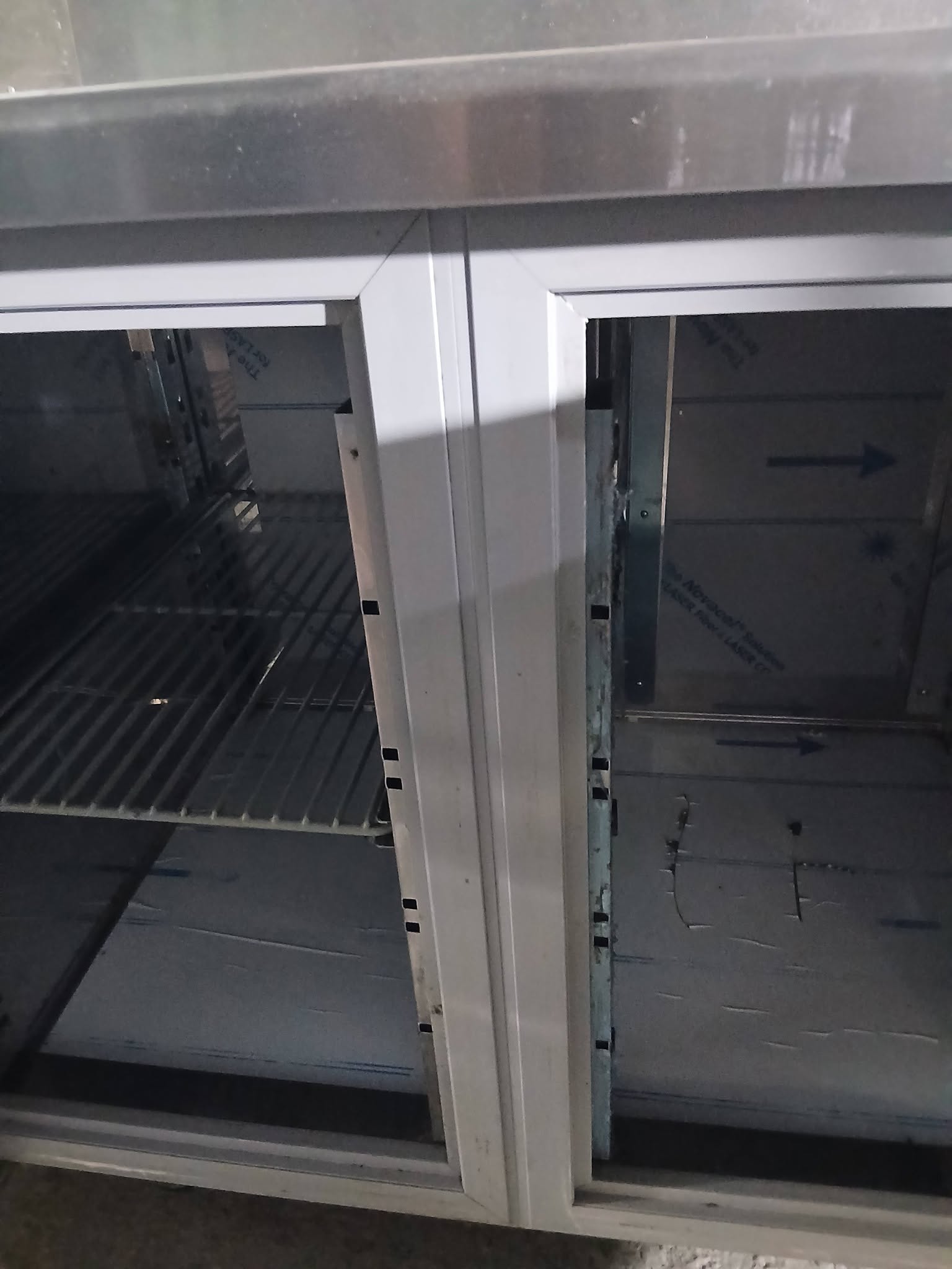 Masa rece frigorifica profesionala inox 140 cm – 2 usi + sertar frigorific HoReCa - Imagine 4