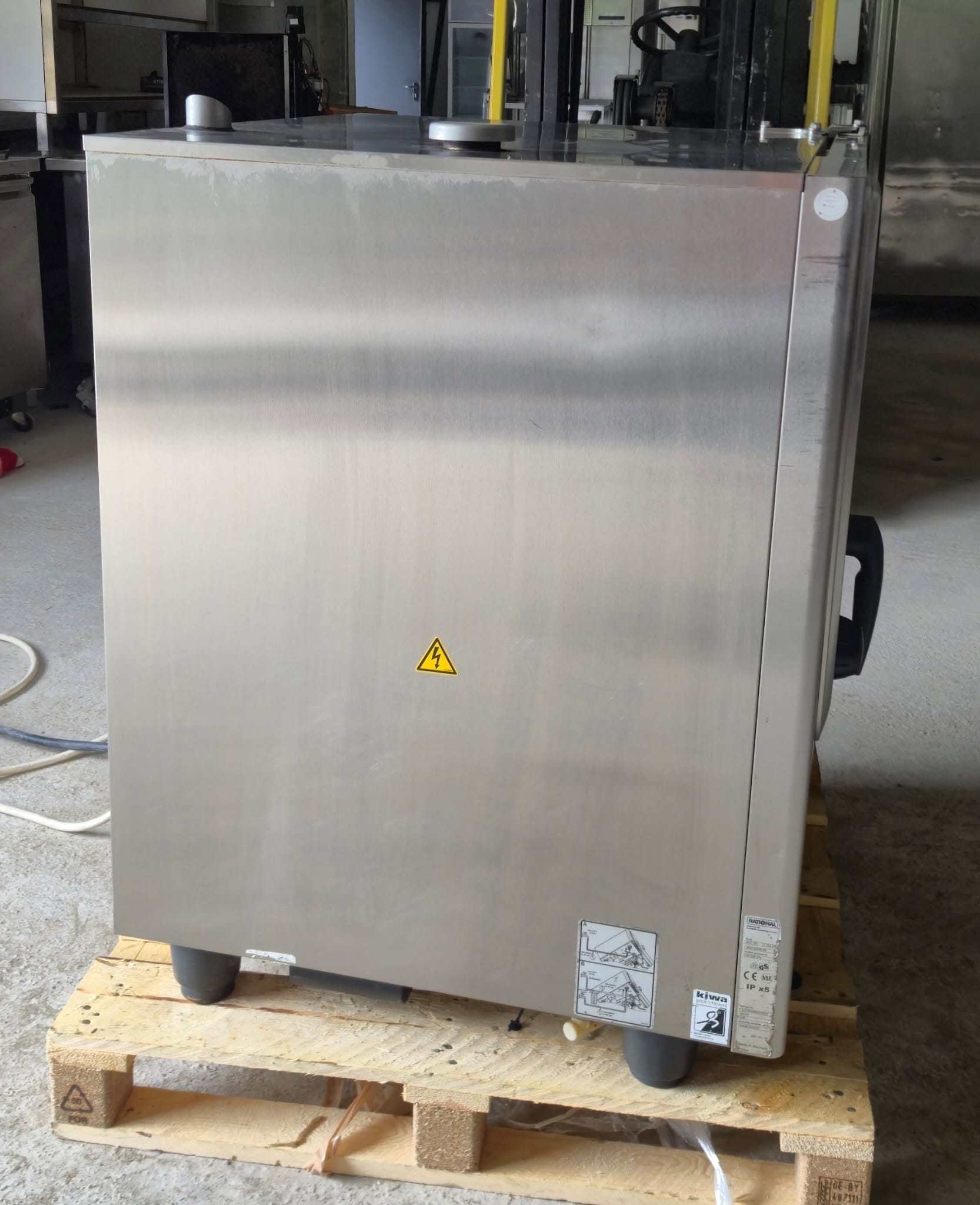 Cuptor convectomat Rational SCC 101 – 10 tavi GN 1/1, 19 kW, profesional HoReCa - Imagine 2