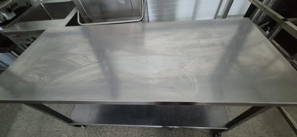Masa inox profesionala HoReCa 170x70x100 cm – cu polita si roti, 2 bucati disponibile - Imagine 4