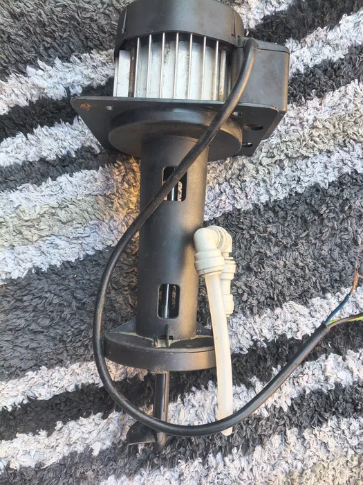 Agitator dozator bere cu recirculare apa – pompa recirculare dozator bere SH - Imagine 2