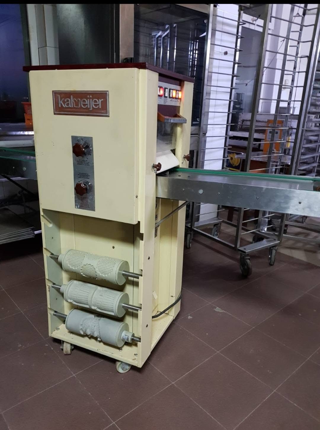 Masina automata Kalmeijer cu 4 tamburi - covrigei biscuiti saratele turta dulce