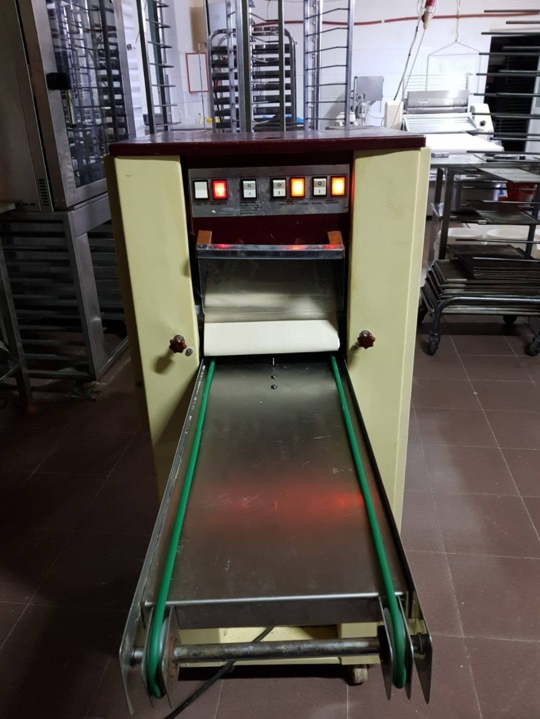 Masina automata Kalmeijer cu 4 tamburi - covrigei biscuiti saratele turta dulce - Imagine 3