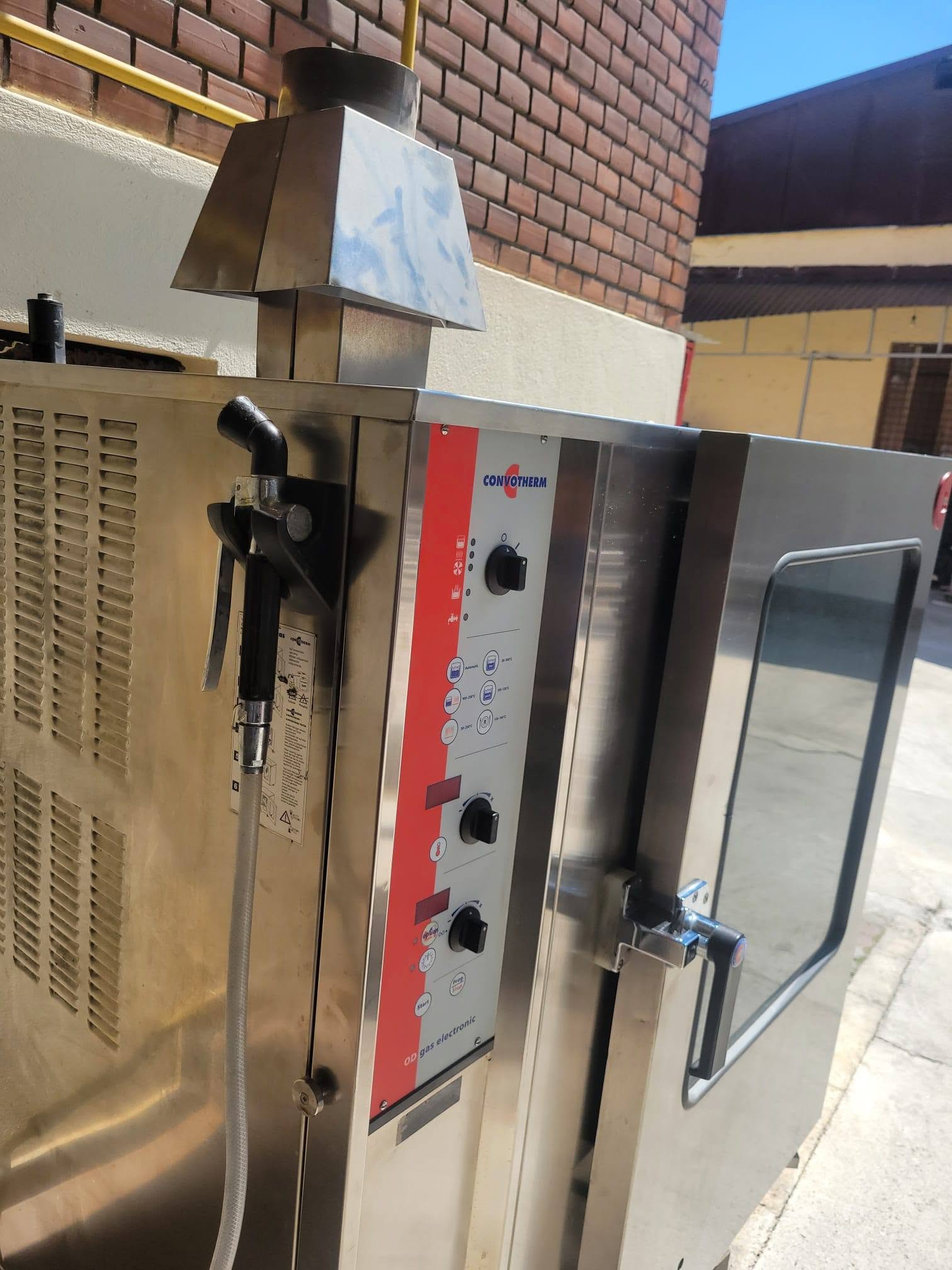 Cuptor Convotherm OD12 20Ge pe gaz cu carucior 60 GN - cuptor profesional HoReCa - Imagine 4