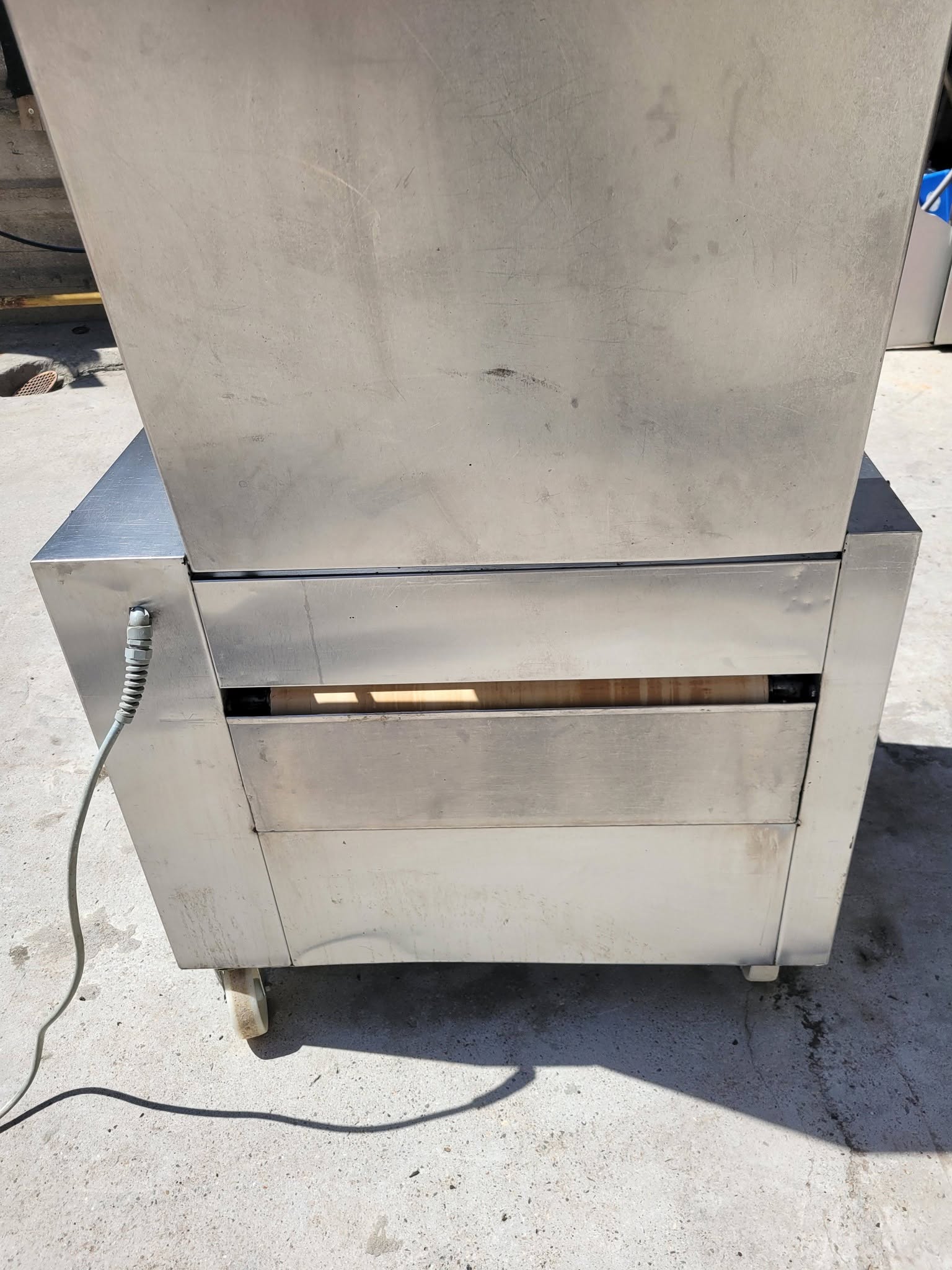 Masina industriala curatat tavi KD-Putz 200-500 tavi/ora - brutarie patiserie - Imagine 3