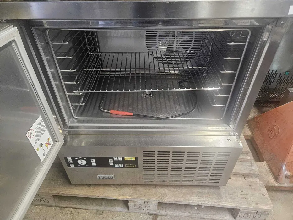 Abatitor Zanussi 6 tavi – Blast Chiller profesional 220V SH