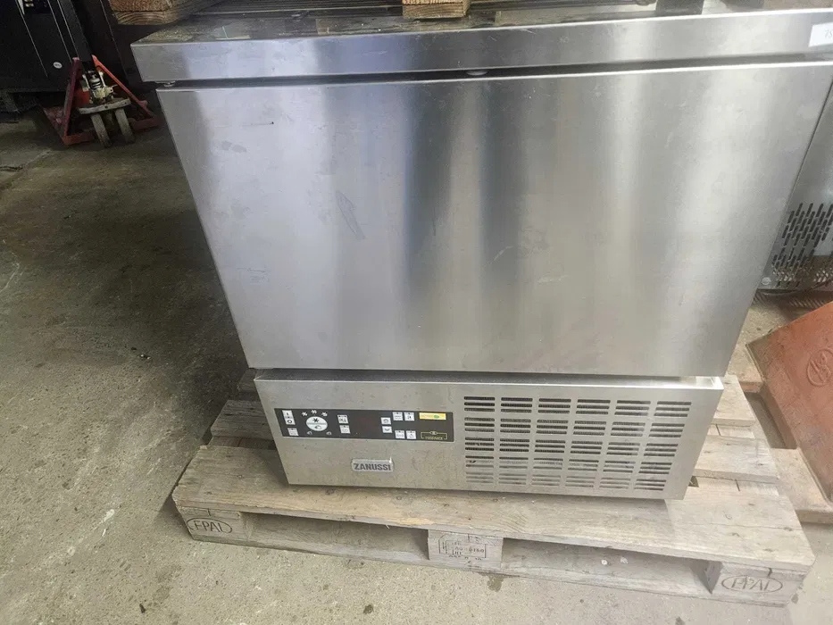 Abatitor Zanussi 6 tavi – Blast Chiller profesional 220V SH - Imagine 3