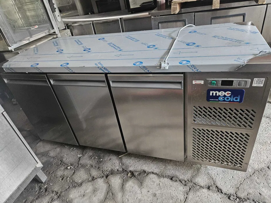 Masa frigorifica profesionala Mec Cold SH 3 usi inox - masa rece HoReCa