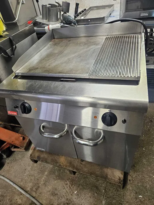 Grill profesional mixt lis striat SH – plita restaurant HoReCa
