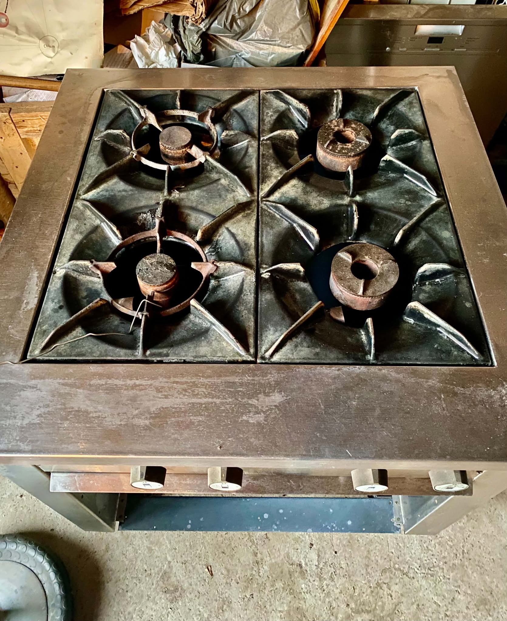 Aragaz Profesional pe Gaz 4 Arzatoare Inox - Masina de Gatit HoReCa SH - Imagine 2