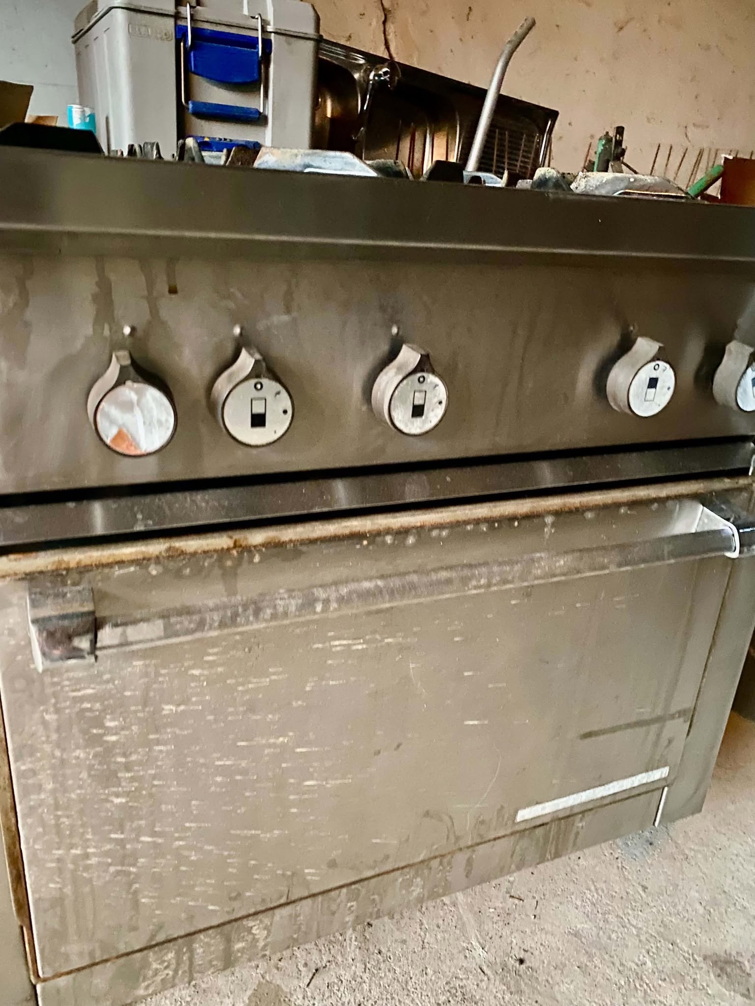 Masina de Gatit Profesionala 4 Focuri pe Gaz - Aragaz Industrial Restaurant SH - Imagine 2