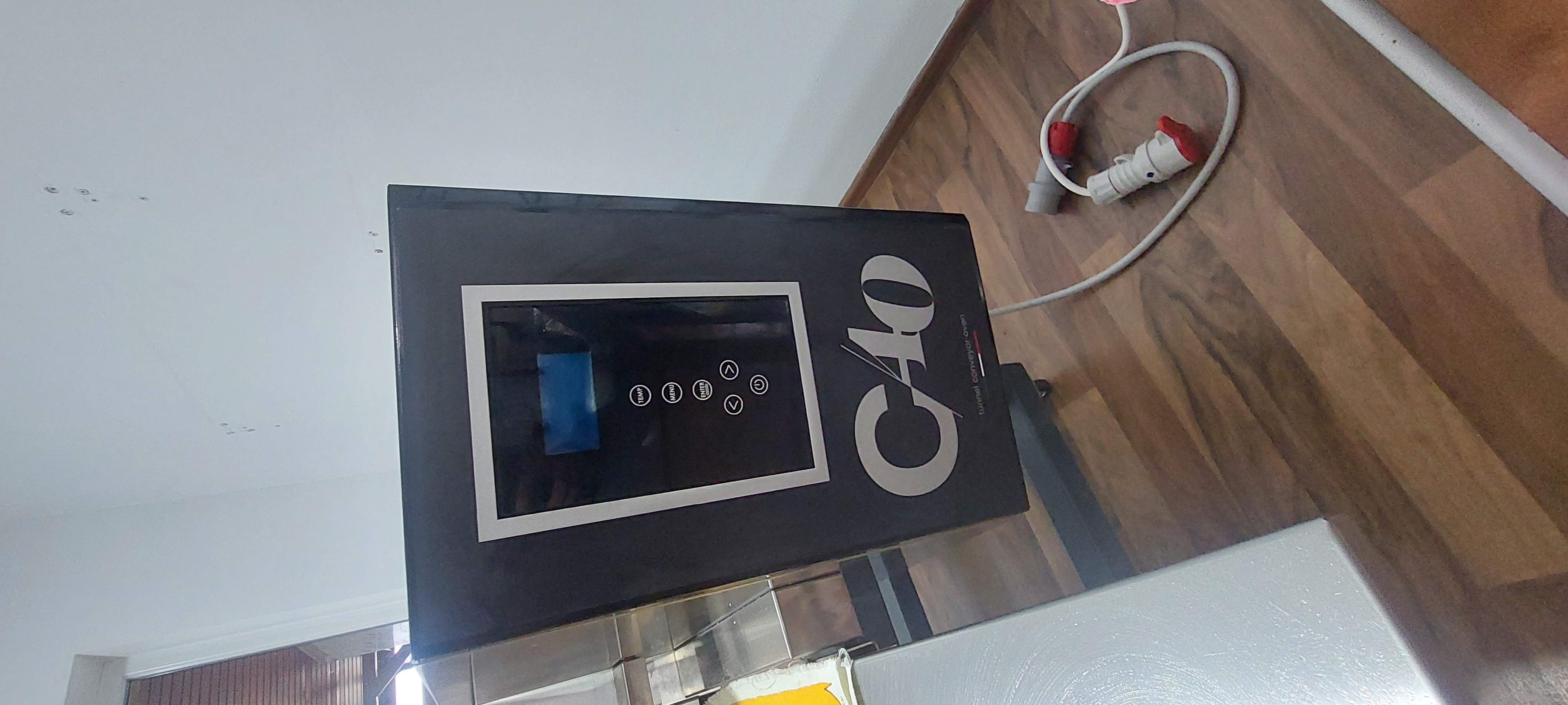 Cuptor profesional trifazic pe banda digital cu suport - HoReCa - Imagine 4